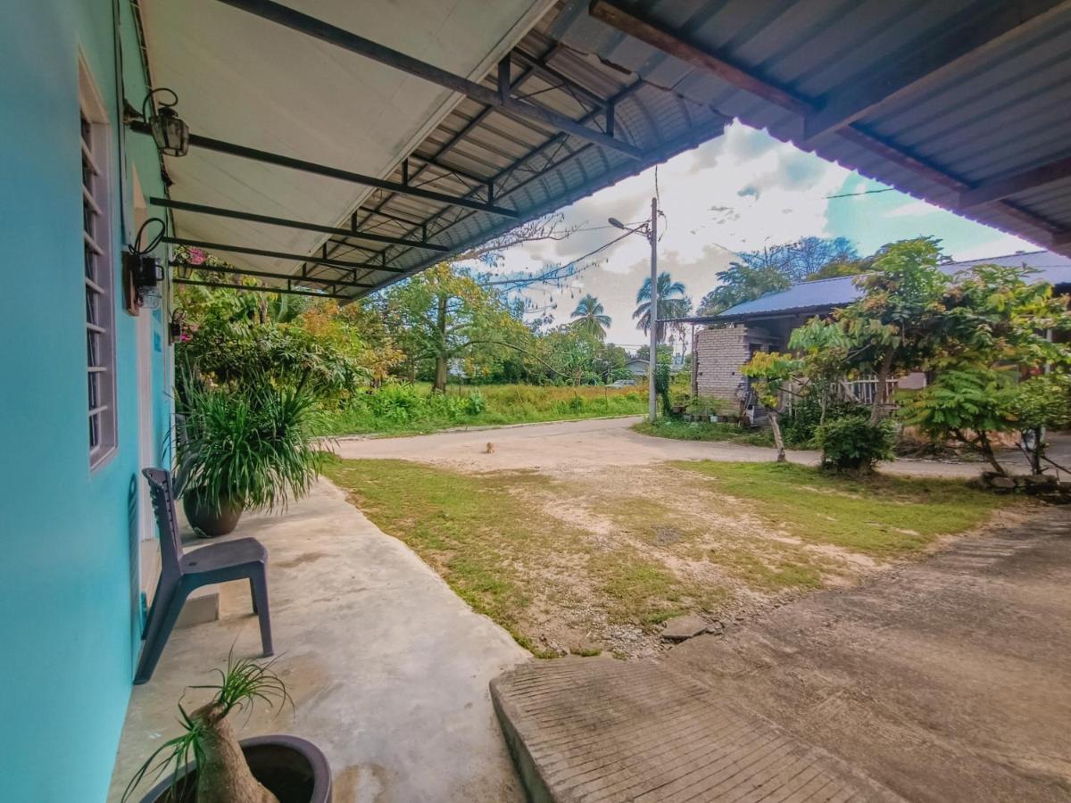 Bonda Room Stay Langkawi Пантай-Сенанг Экстерьер фото