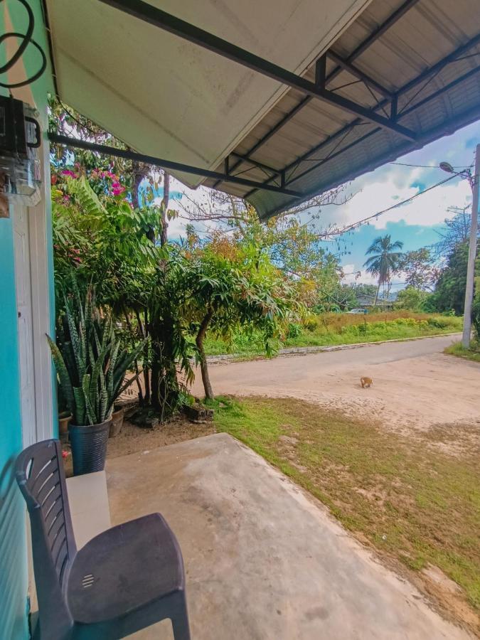 Bonda Room Stay Langkawi Пантай-Сенанг Экстерьер фото